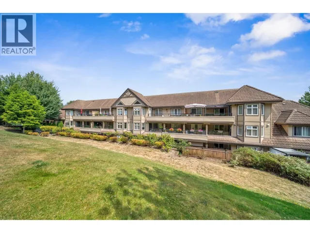 302 160 SHORELINE CIRCLE, Port Moody, British Columbia V3H0B2