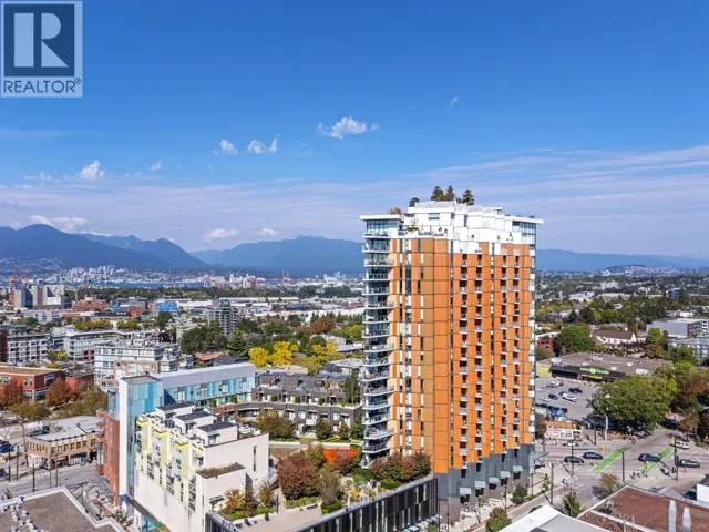1911 285 E 10TH AVENUE, Vancouver, British Columbia V5T0H6