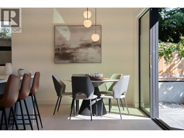 1605 E 21ST AVENUE, Vancouver, British Columbia V5N3V8