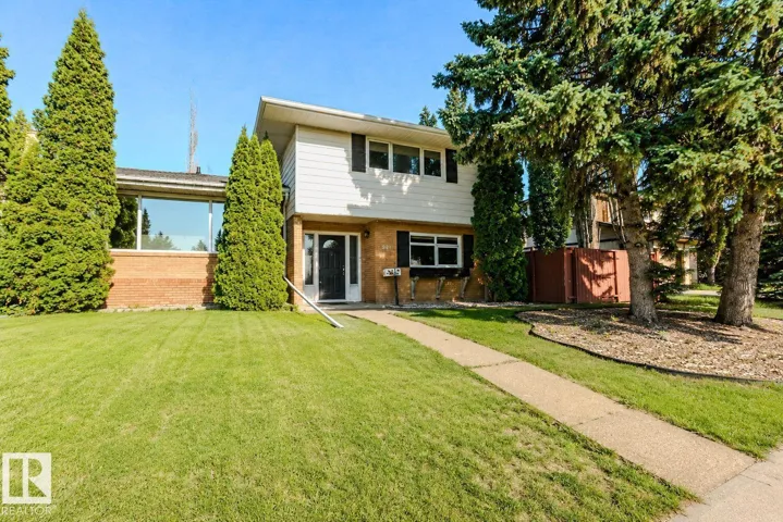 3911 117 ST NW, Edmonton, Alberta T6J1S8