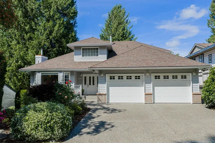 11443 ROYAL CRESCENT, Surrey, British Columbia V3V6V5