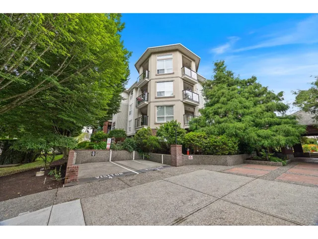 106 20239 MICHAUD CRESCENT, Langley, British Columbia V3A8L1