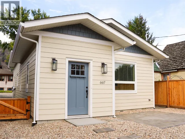 667 72nd Avenue, Grand Forks, British Columbia V0H1H0
