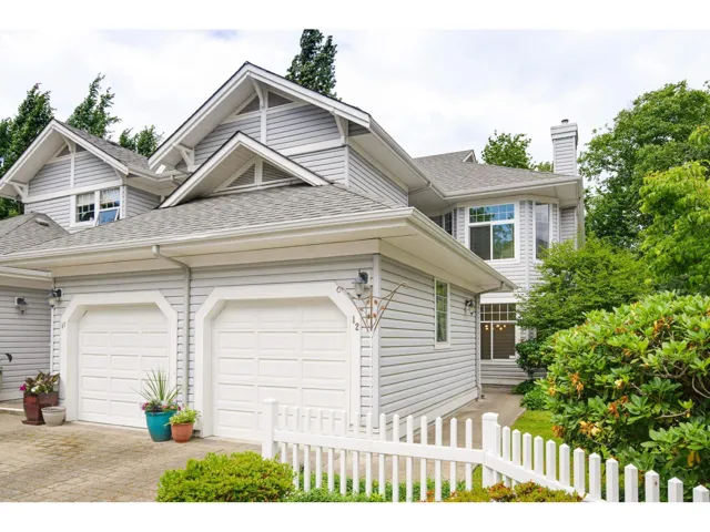 12 5708 208 STREET, Langley, British Columbia V3A8L4