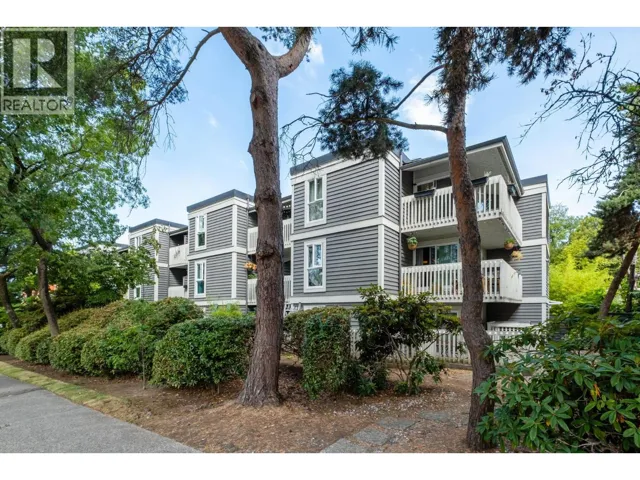 305 1545 E 2ND AVENUE, Vancouver, British Columbia V5N1C8