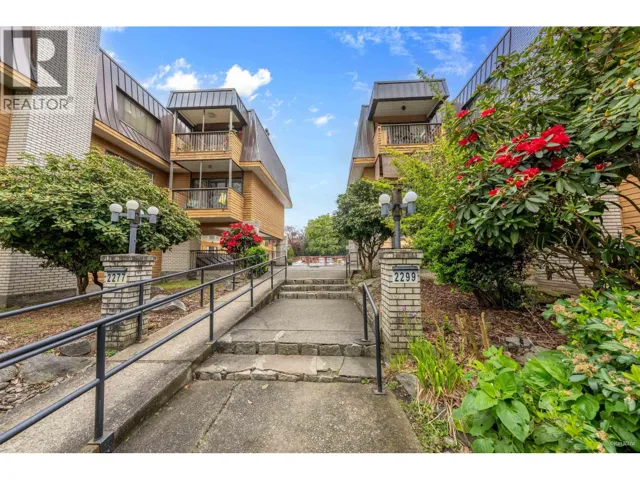 204 2299 E 30TH AVENUE, Vancouver, British Columbia V5N5N1