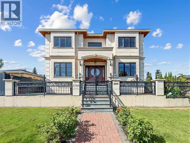 3789 CLINTON STREET, Burnaby, British Columbia V5J2J9