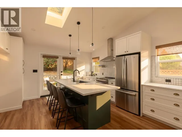 8029 WESTLAKE STREET, Burnaby, British Columbia V5A2A9