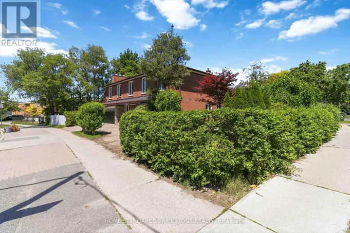MAIN - 220 TORRESDALE AVENUE, Toronto (Westminster-Branson), Ontario M2R3E8