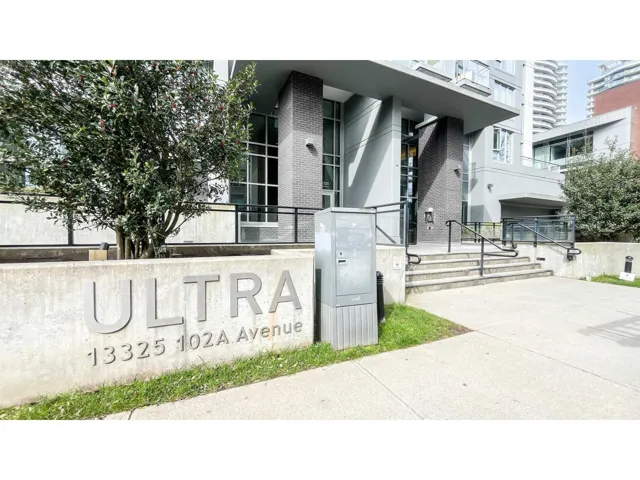 2903 13325 102A AVENUE, Surrey, British Columbia V3T0J5