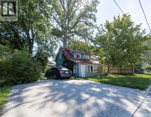 1988 BEACHWOOD AVENUE, Sarnia, Ontario N0N1C0