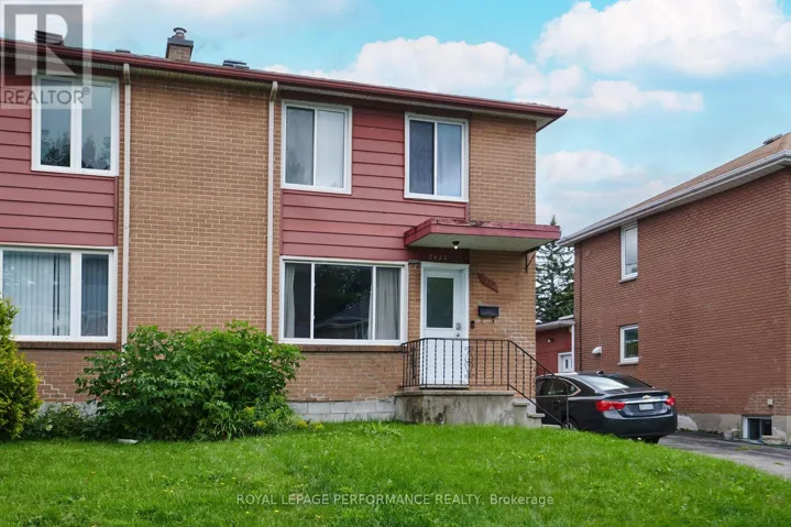 2423 CLEMENTINE BOULEVARD, Ottawa, Ontario K1V8E1