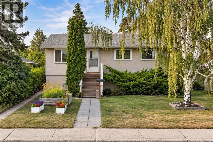 8344 47 Avenue NW, Calgary, Alberta T3B1Z7