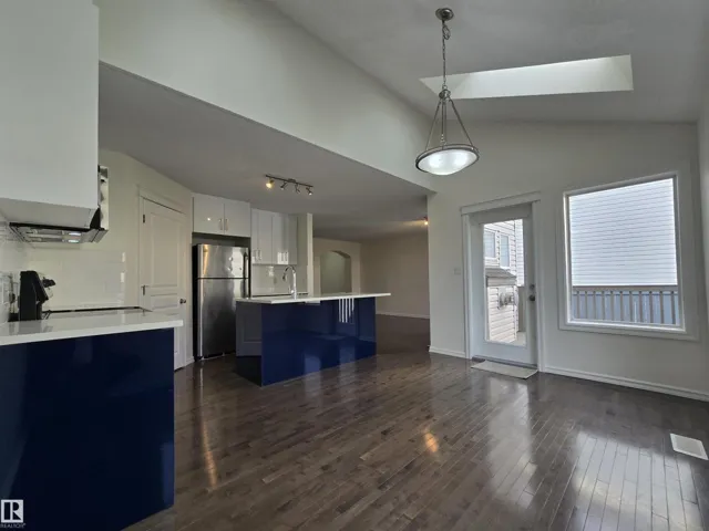 21208 89A AV NW, Edmonton, Alberta T5T6V5