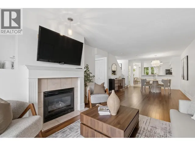 24 230 TENTH STREET, New Westminster, British Columbia V3M3X9
