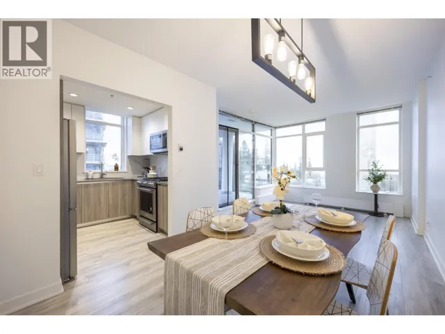 902 8940 UNIVERSITY CRESCENT, Burnaby, British Columbia V5A0E7