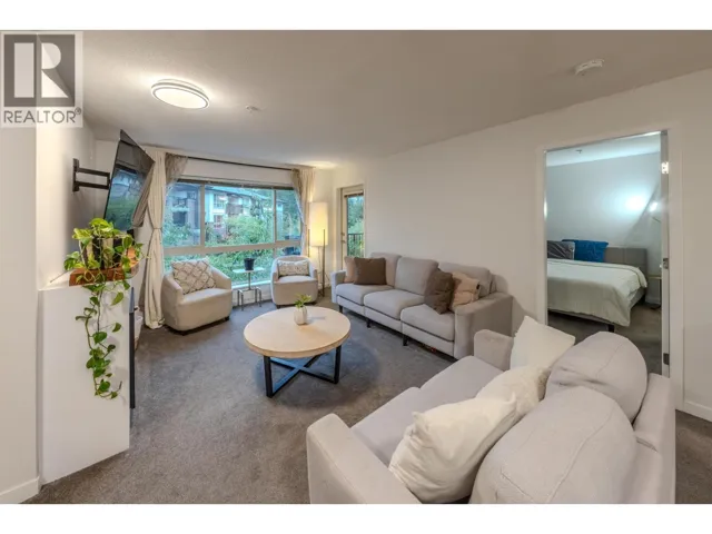 304 11665 HANEY BYPASS, Maple Ridge, British Columbia V2X8W9