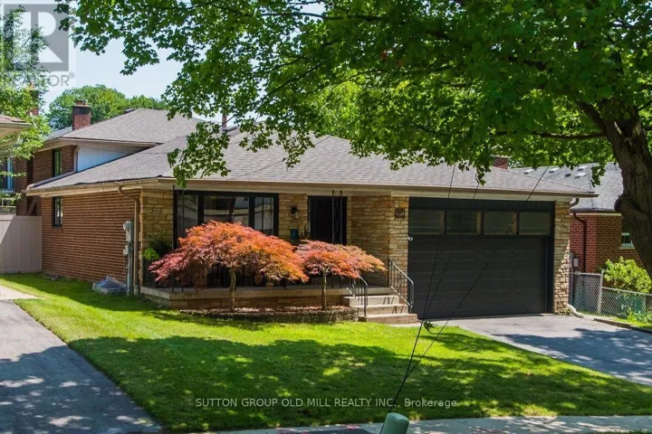 85 BONNYVIEW DRIVE, Toronto (Stonegate-Queensway), Ontario M8Y3G7
