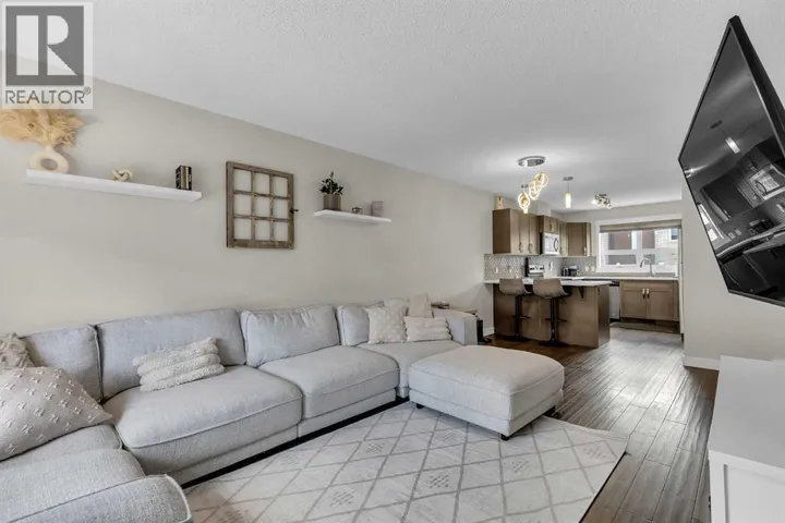 305, 2461 Baysprings Link SW, Airdrie, Alberta T4B4C6