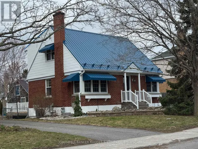 1329 LAROSE AVENUE, Ottawa, Ontario K1Z7X4
