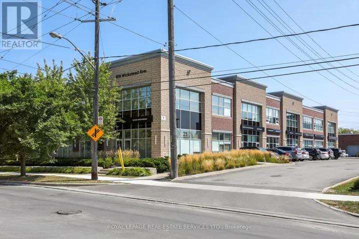 UNIT 32 - 209 WICKSTEED AVENUE, Toronto (Leaside), Ontario M4G2C1