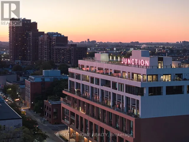 607 - 2720 DUNDAS STREET W, Toronto (Junction Area), Ontario M6P1Y2