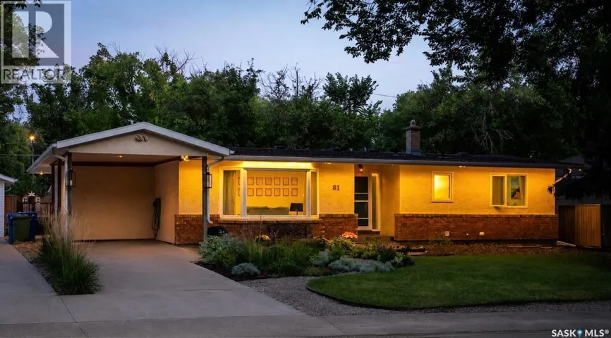 81 Dolphin BAY, Regina, Saskatchewan S4S4Z9