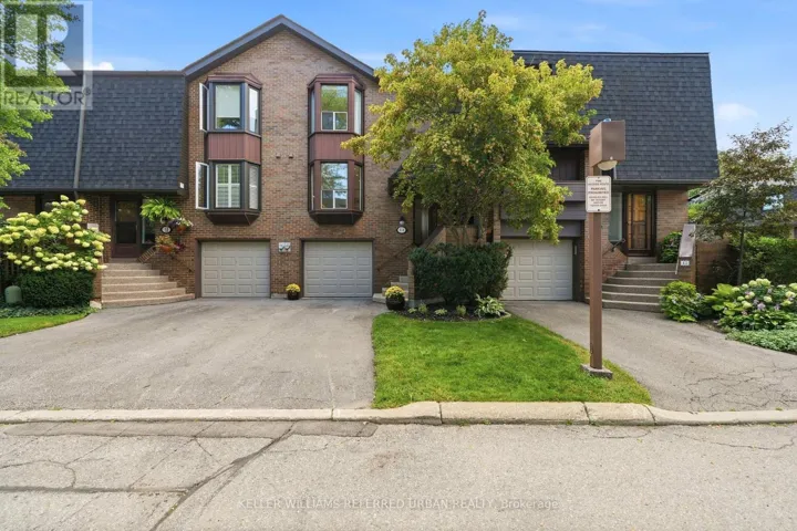 28 - 11 GYPSY ROSE WAY, Toronto (Willowdale East), Ontario M2N5Y8