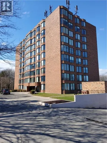 180 LIMERIDGE Road W Unit# 401, Hamilton, Ontario L9C7H7