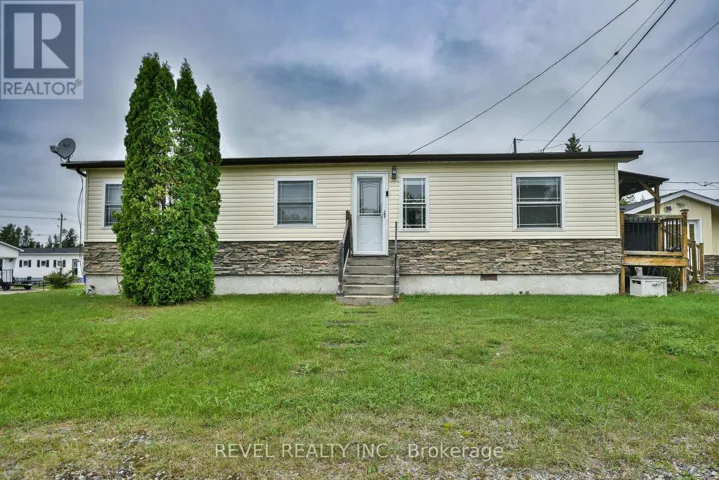 16 FOOTHILLS LANE, Timmins (TNE - Trailer Parks), Ontario P4N8R9