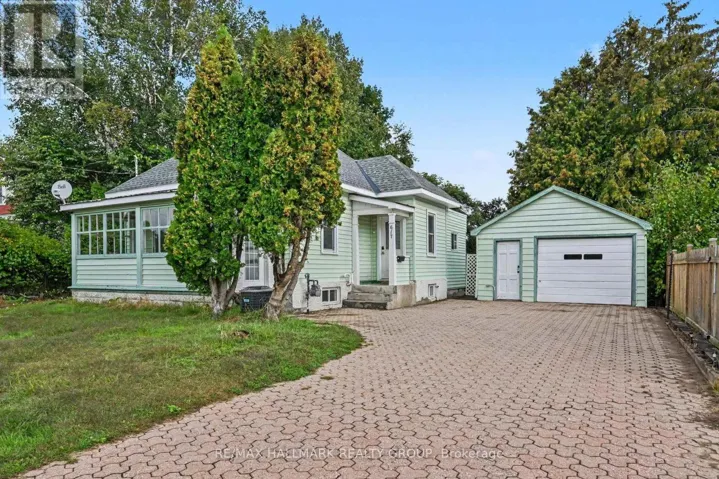 617 ROY STREET W, Laurentian Valley, Ontario K8A6R9