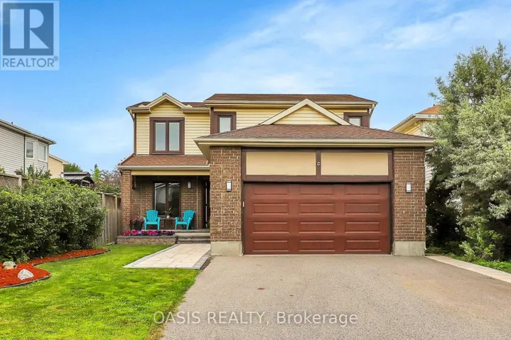 5 THORNHEDGE COURT, Ottawa, Ontario K1T3E3