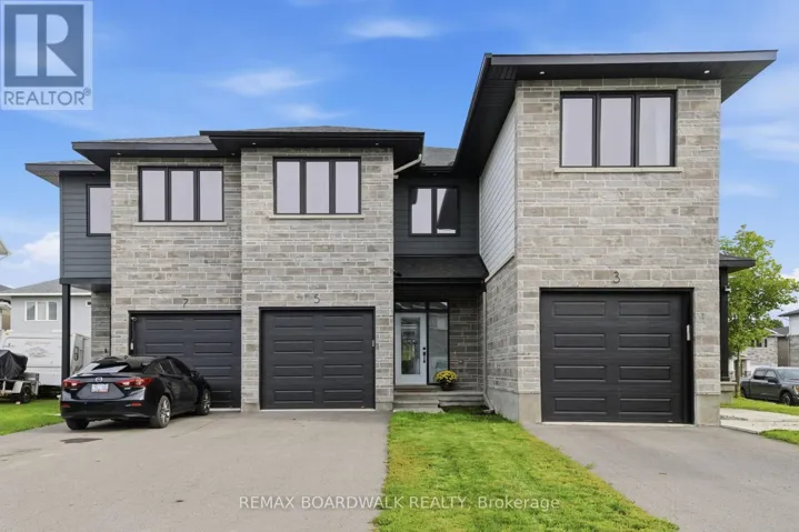5 MORRALL COURT, Arnprior, Ontario K7S0J4