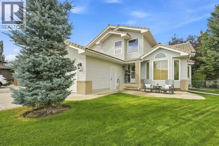 187 Hampshire Close NW, Calgary, Alberta T3A4Y1