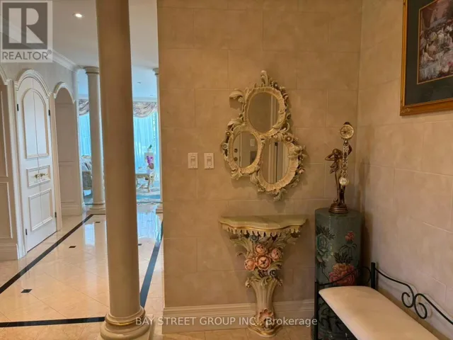 518 - 1 WATERGARDEN WAY, Toronto (Bayview Village), Ontario M2K2Z7