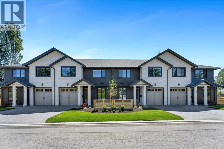 2 3333 Henderson Rd, Oak Bay, British Columbia V8Z3P3