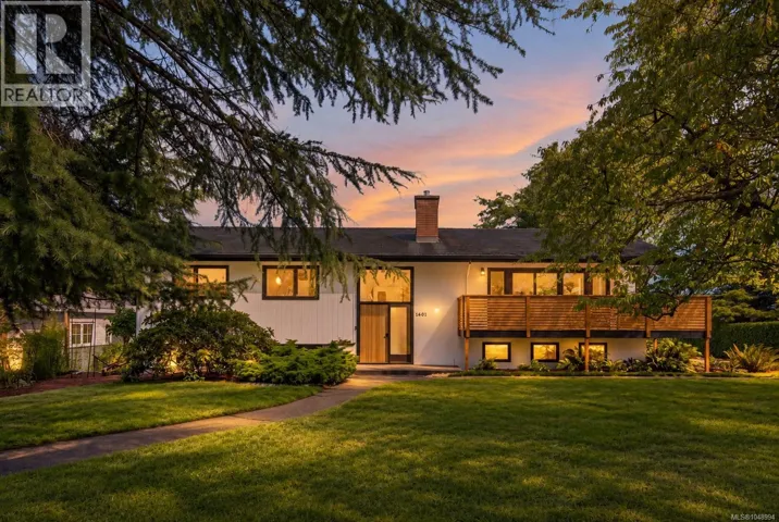 1601 Mileva Lane, Saanich, British Columbia V8N2V6
