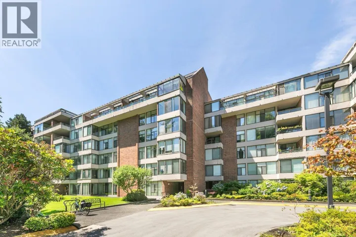 309 4101 YEW STREET, Vancouver, British Columbia V6L3B7