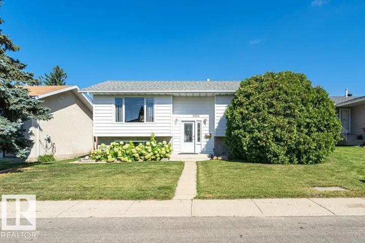 5924 11 AV NW, Edmonton, Alberta T6L3A6