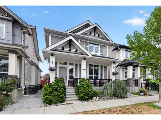 20479 77B AVENUE, Langley, British Columbia V2Y4K3