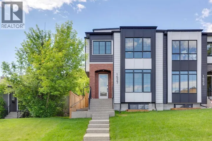1527 29 Avenue SW, Calgary, Alberta T2T1M4
