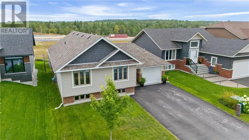 41 Meadowgreen Drive, Garson, Ontario P3L0B1