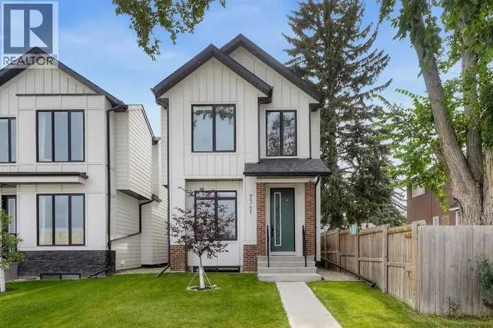 7341 37 Avenue NW, Calgary, Alberta T3B1W7