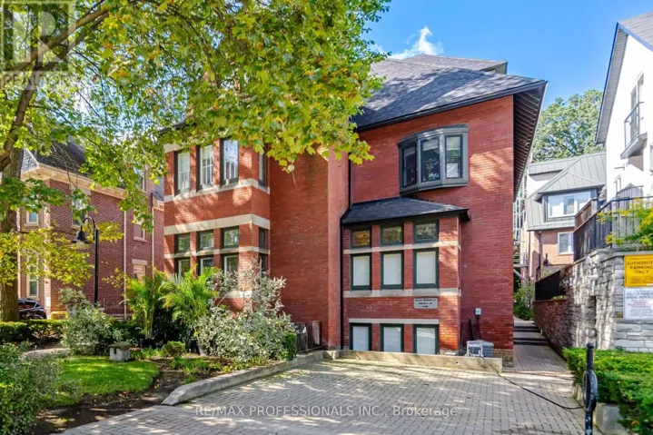 10 - 228 ST GEORGE STREET, Toronto (Annex), Ontario M5R2N5