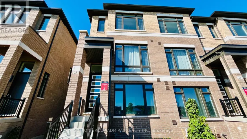 25 CHERRY HILL LANE, Barrie (Painswick South), Ontario L4N6K7