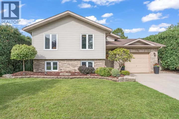 3 Carter AVENUE, Leamington, Ontario N8H5E1
