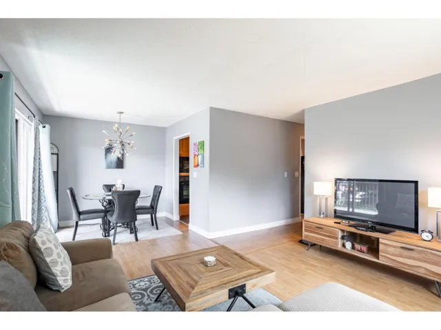 210 5191 203 STREET, Langley, British Columbia V3A1V6