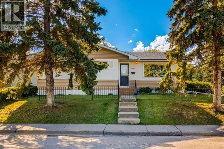 2835 43 Street SW, Calgary, Alberta T2E3N8