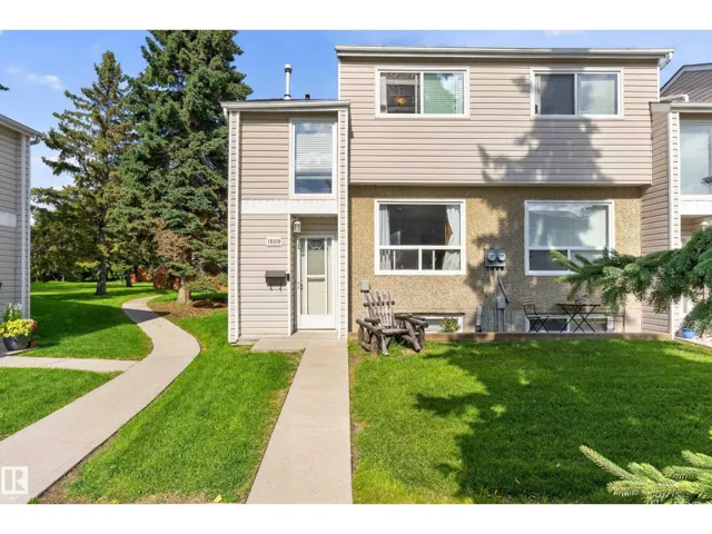 18319 93 AV NW, Edmonton, Alberta T5T1V2