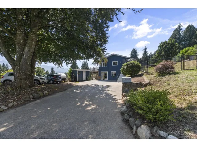 10005 KENSWOOD DRIVE, Little Mountain, Chilliwack, British Columbia V2P7N5